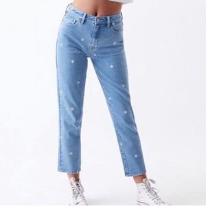 Hollister high rise mom jeans daisy embroider